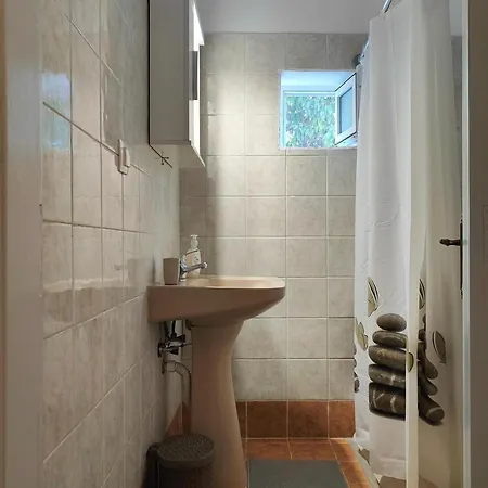 Apartment Laurel Lk Near Airport *
